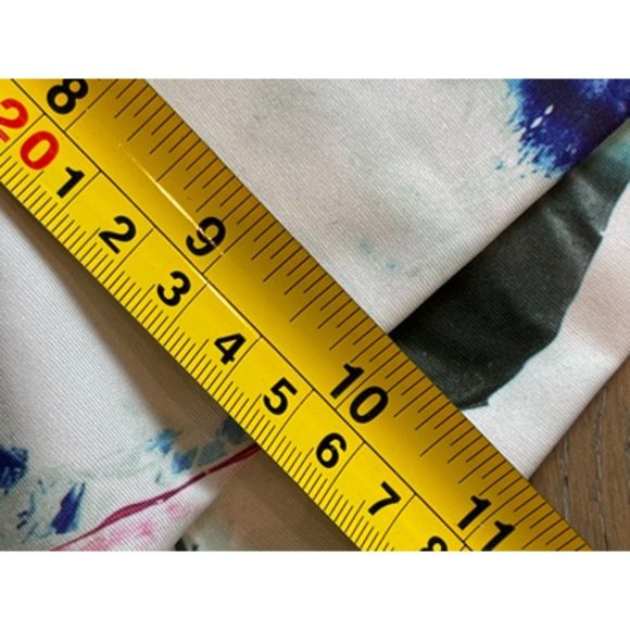 Lululemon Multicolor Printed Mid Rise Elastic High Waist Compression Leggings 4? - Picture 5 of 6